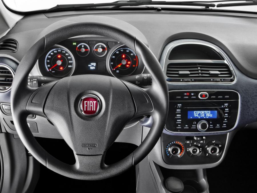  Fiat Punto 2012 года  (BR) (фото 7 из 25)